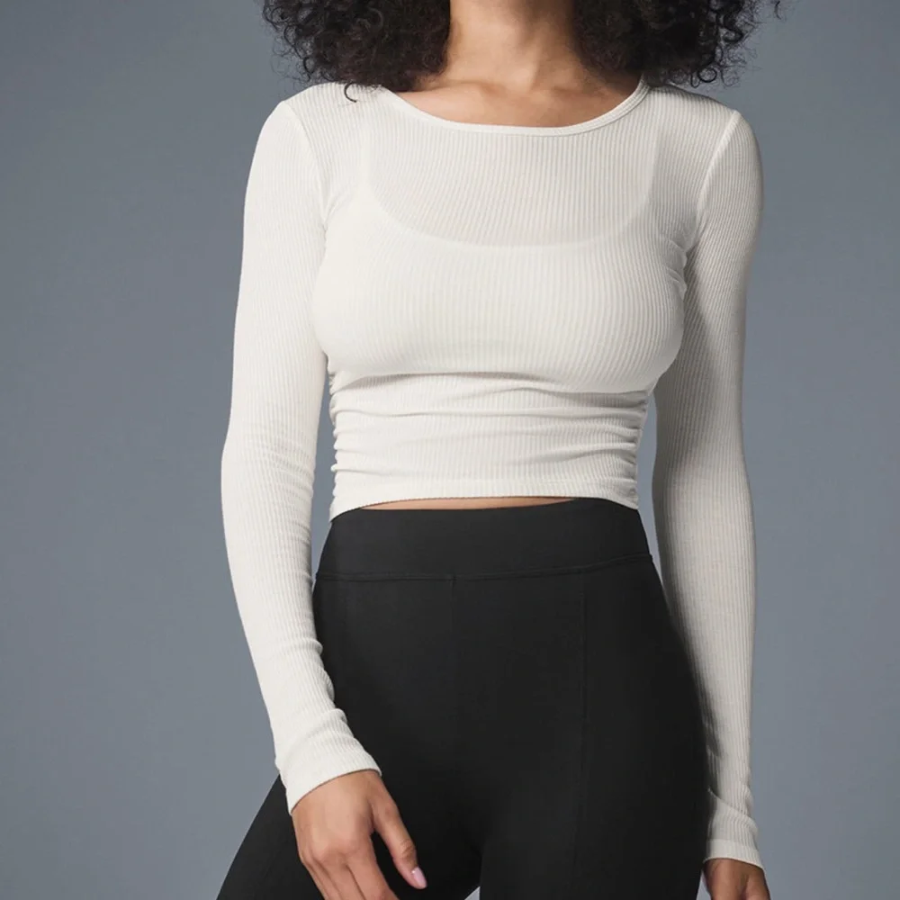ALO Yoga Ribbed Long Sleeve Crop Top - Ivory